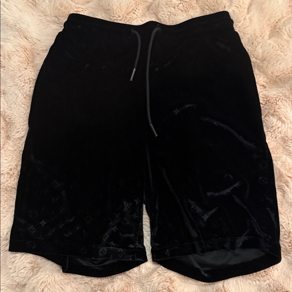 Men's Louis Vuitton monogram velvet Black Shorts